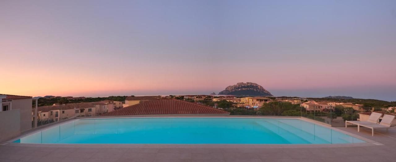 Felix Hotels - Hotel Residence Porto San Paolo Dış mekan fotoğraf