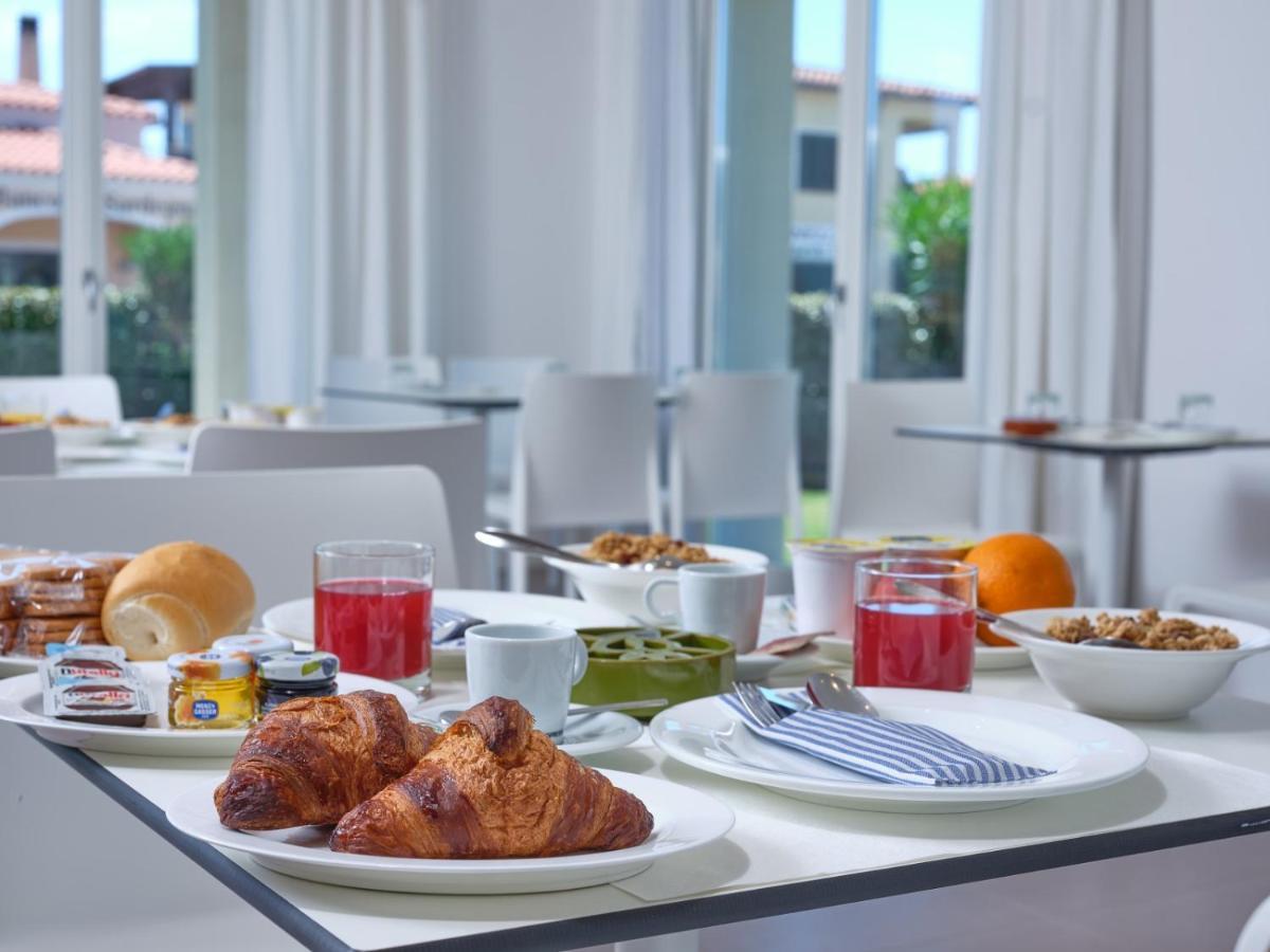 Felix Hotels - Hotel Residence Porto San Paolo Dış mekan fotoğraf