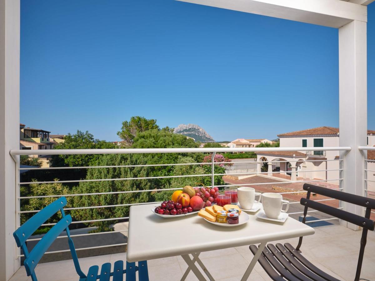 Felix Hotels - Hotel Residence Porto San Paolo Dış mekan fotoğraf