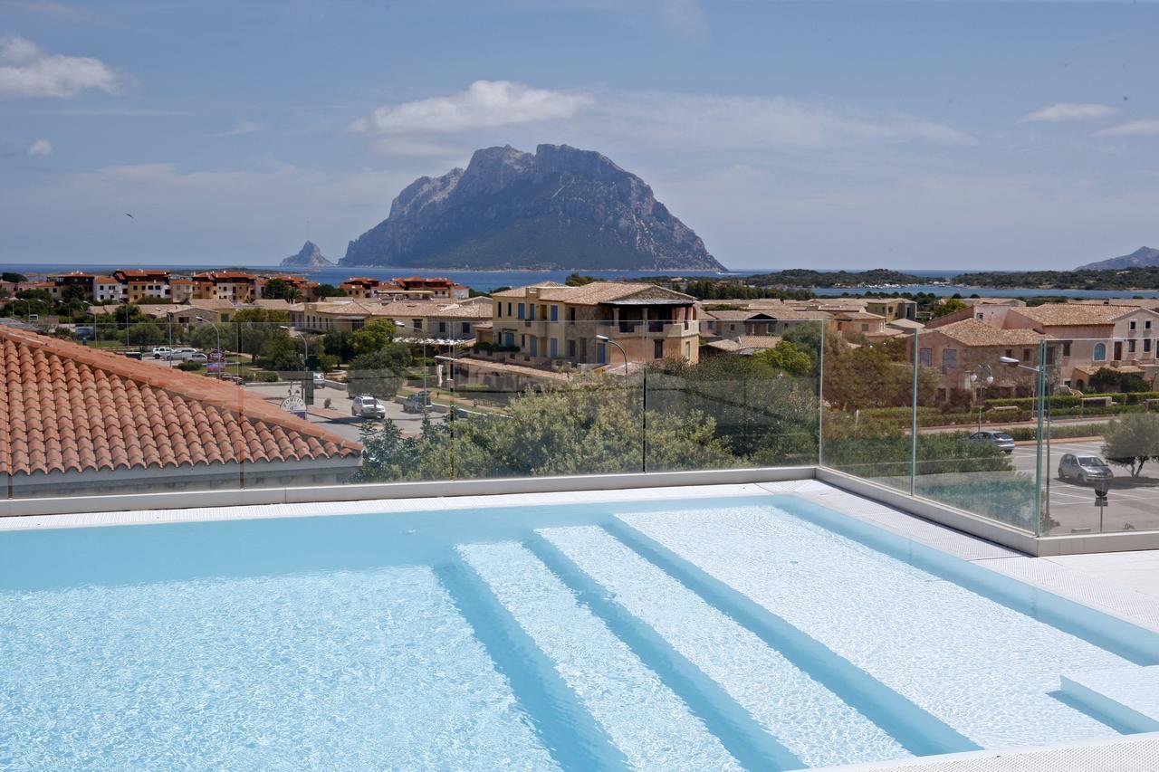 Felix Hotels - Hotel Residence Porto San Paolo Dış mekan fotoğraf